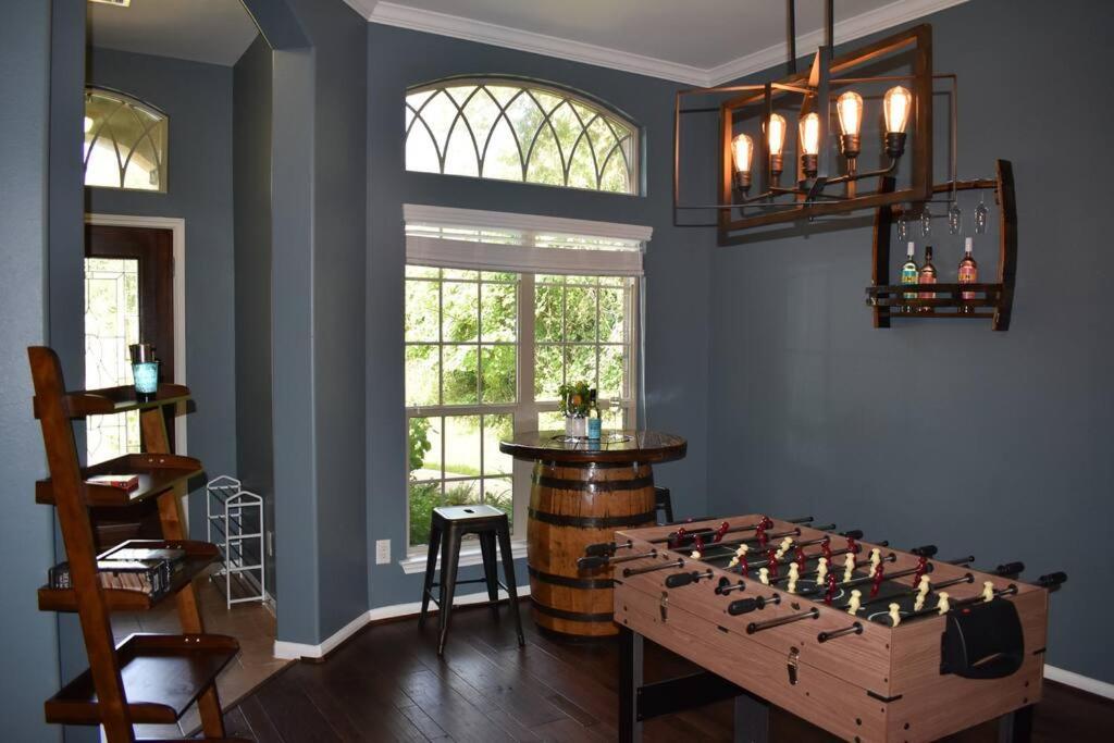 Spacious Conroe Home Around 4 Miles To The Lake モンゴメリー エクステリア 写真