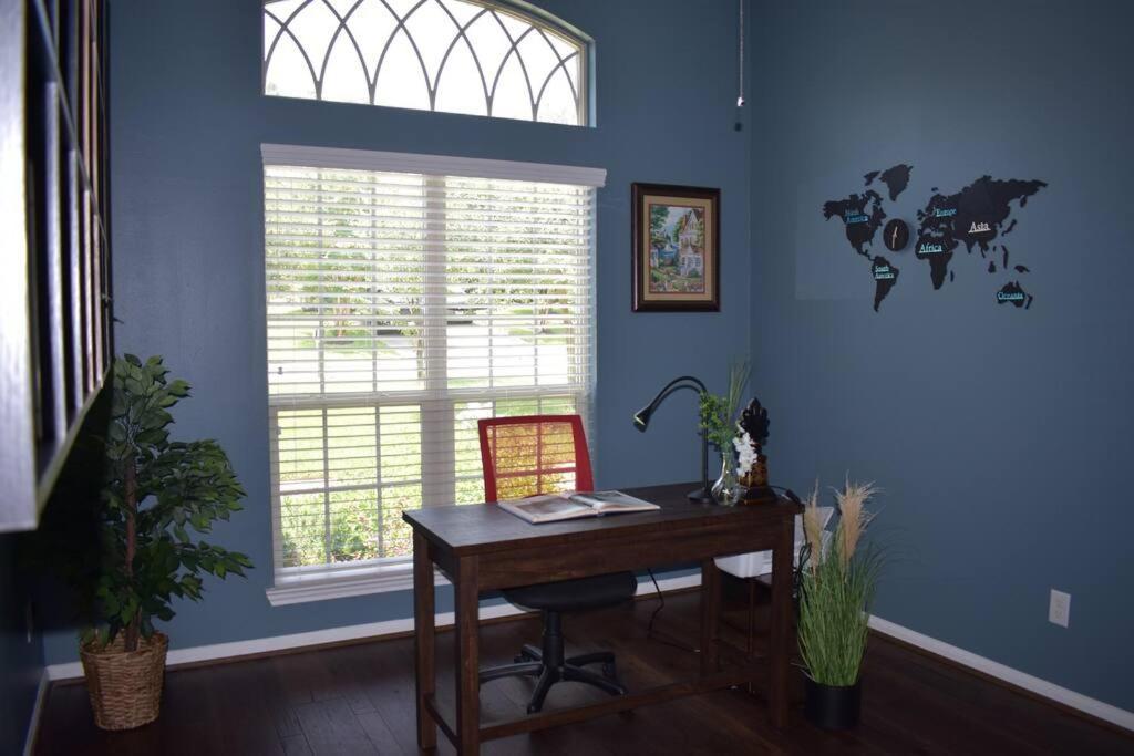 Spacious Conroe Home Around 4 Miles To The Lake モンゴメリー エクステリア 写真