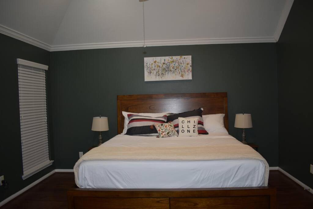 Spacious Conroe Home Around 4 Miles To The Lake モンゴメリー エクステリア 写真