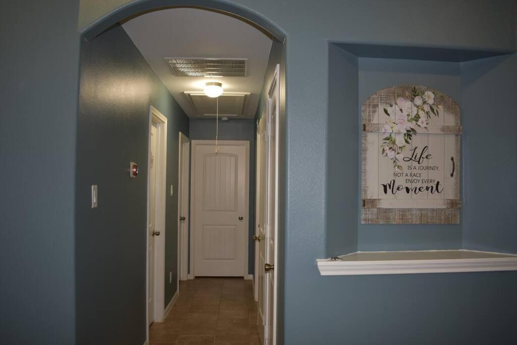 Spacious Conroe Home Around 4 Miles To The Lake モンゴメリー エクステリア 写真